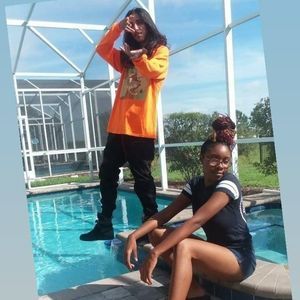 Meet your Posher, Vanity